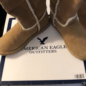Warm & Fashionable Women's American Eagle Outfitters Suede Snow Boots Sz 10